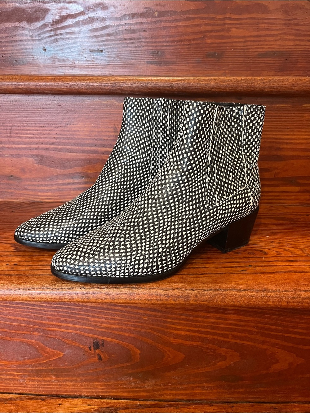 rag & bone Black and White Patterned Ankle Boots/ size 38